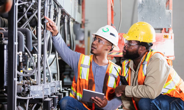  Cedar Ridge, CA Electrician Pros